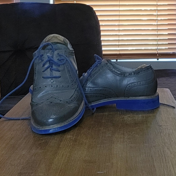MADDEN Wingtip Men's 11 Grey with Electric Blue soles Pre-owned - Picture 2 of 11